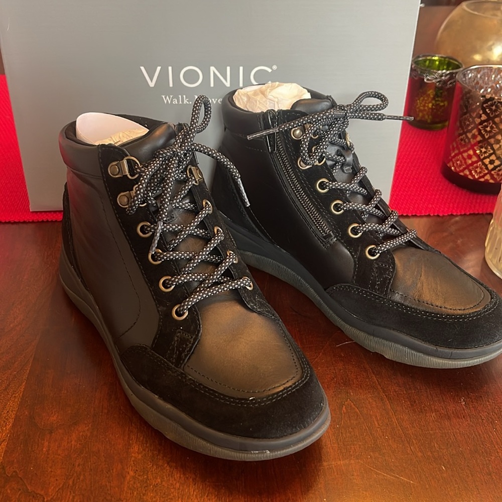 Vionic Whitley asst SS - Picture 2 of 6